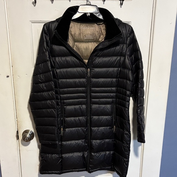 Andrew Marc Jackets & Blazers - Andrew Marc Women's Black Puffer Coat
